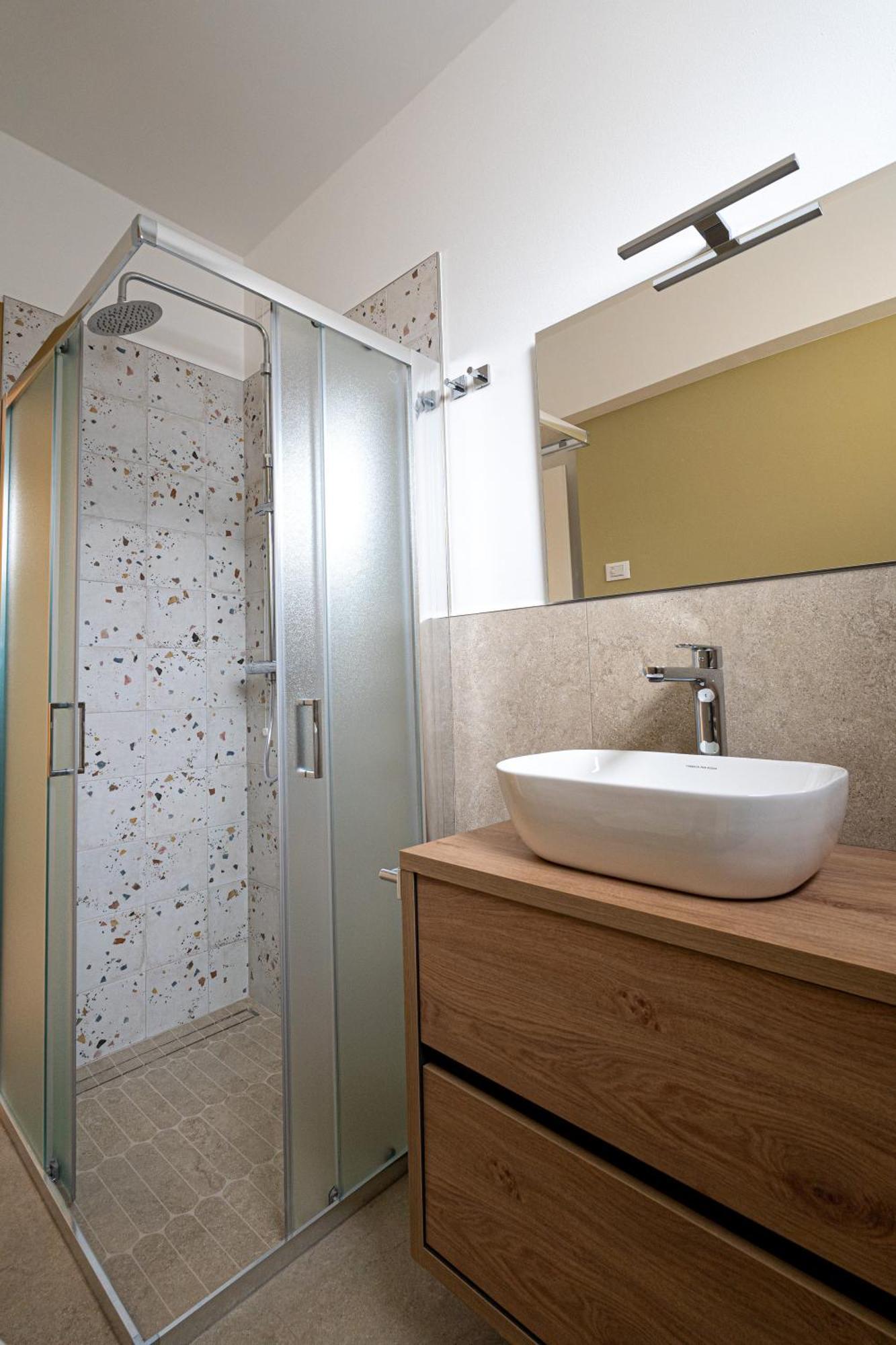 Fiori Sull'Acqua Apartments Peschiera del Garda Luaran gambar